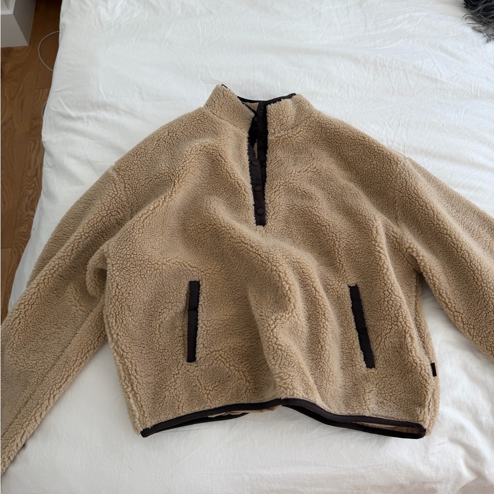 NWOT Set Active Fleece